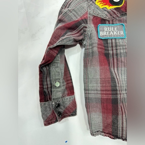 Diesel Kids plaid button down with patches size 2 - Picture 3 of 8